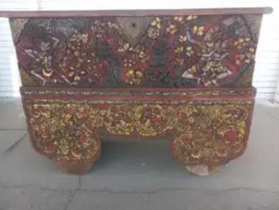 Giled Wedding Coffer