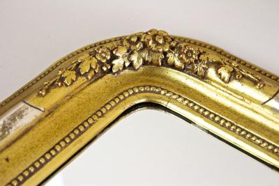 Gilt 19th Century Wall Mirror with Stucco Works Rounded Corners AT ca 1840