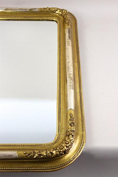 Gilt 19th Century Wall Mirror with Stucco Works Rounded Corners AT ca 1840