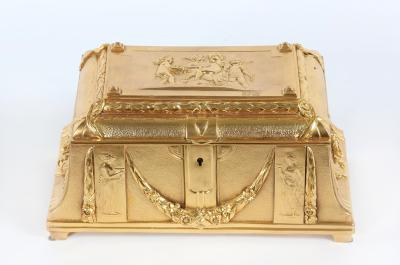 Gilt Dor Bronze Metal Footed Covered Decorated Box