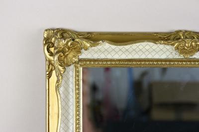 Gilt White Venetian Rococo Style Wall Mirror Mid Century IT ca 1950
