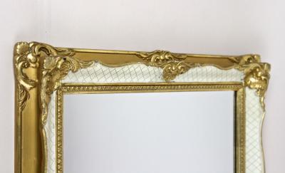 Gilt White Venetian Rococo Style Wall Mirror Mid Century IT ca 1950