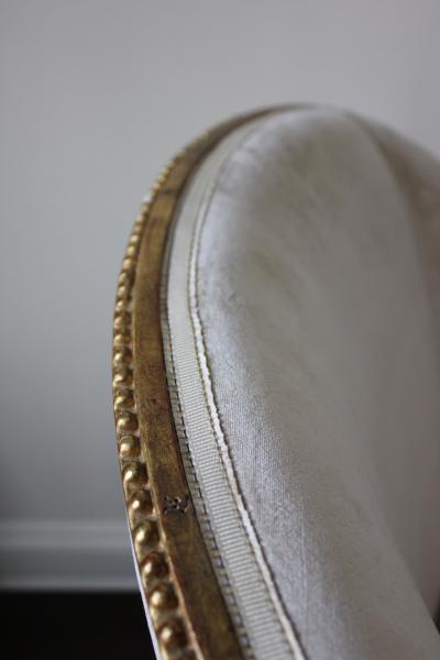 Giltwood Velvet Nautilus Chair