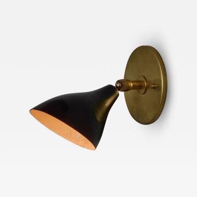 Gino Sarfatti 1960s Gino Sarfatti Model 26b Black and Brass Wall Lamp for Arteluce