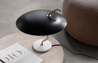 Gino Sarfatti Gino Sarfatti Model 537 Table Lamp in White