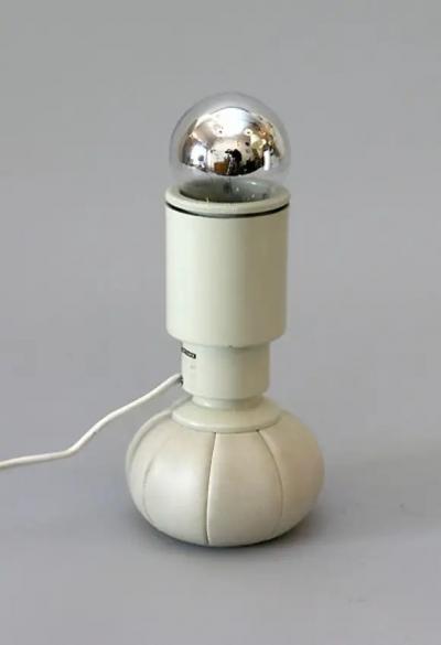 Gino Sarfatti Italian Mid Century Modern Table Desk Lamp 600 by Gino Sarfatti for Arteluce