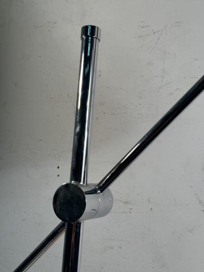 Gino Sarfatti MODERNIST ADJUSTABLE WHITE ENAMEL CHROME CONE SHADE LAMPS