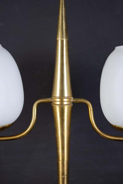Gio Ponti Elegant Brass and Opaline Murano Glass Table Lamp Attributed to Gio Ponti