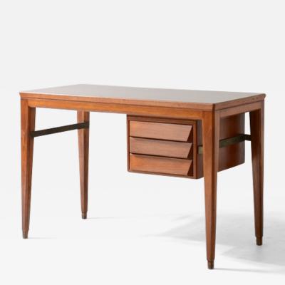 Gio Ponti Elegant oak desk designed for the Banca Nazionale del Lavoro 