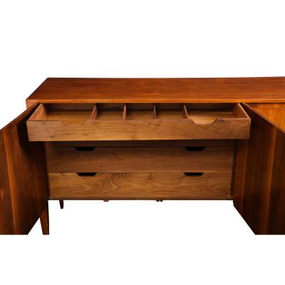 Gio Ponti Gio Ponti Classic 3 Door Credenza in Walnut 1950s