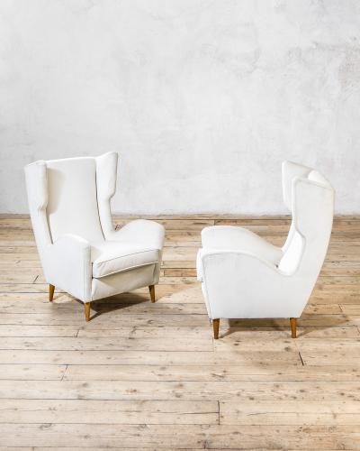 Gio Ponti Gio Ponti Pair of Wingback Armchairs Italian Mid Century Design 1950s