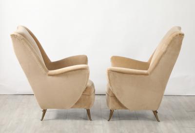 Gio Ponti Gio Ponti for ISA Bergamo Pair of Wing Back Lounge Chairs circa 1950
