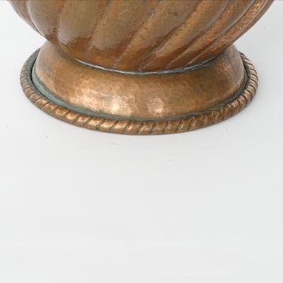 Gio Ponti Gio Ponti for Nino Ferrari Large Hammered Copper Vase Italy 1930s