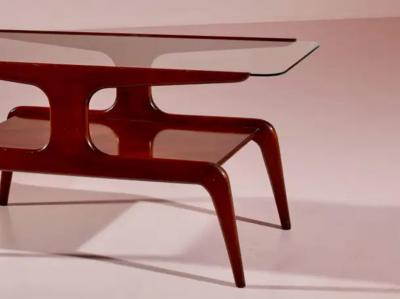 Gio Ponti Gio Ponti low table made of African walnut wood and glass Italy 1950s