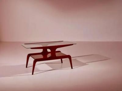 Gio Ponti Gio Ponti low table made of African walnut wood and glass Italy 1950s