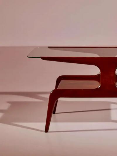 Gio Ponti Gio Ponti low table made of African walnut wood and glass Italy 1950s