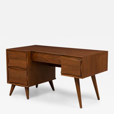 Gio Ponti Italian Mid Century Walnut Ponti Style Desk