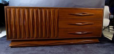 Gio Ponti Italian Modern Walnut Cabinet Dresser Style of Ponti