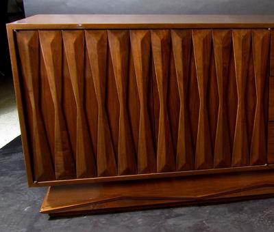 Gio Ponti Italian Modern Walnut Cabinet Dresser Style of Ponti