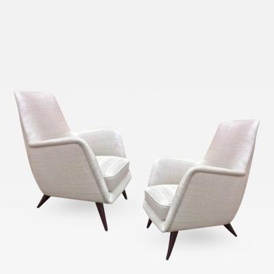 Gio Ponti Pair of Extremely Refined Design Pair of Armchairs attributed to Gio Ponti