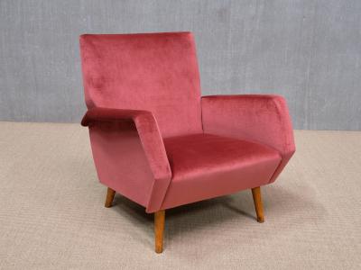 Gio Ponti Pair of Gio Ponti Armchairs in Coral Red Velvet and Beech Asko Finland 1957