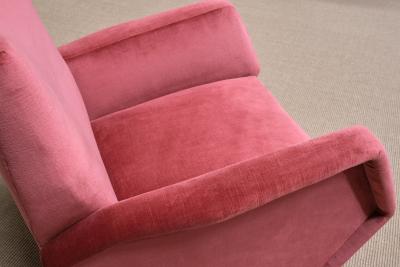 Gio Ponti Pair of Gio Ponti Armchairs in Coral Red Velvet and Beech Asko Finland 1957