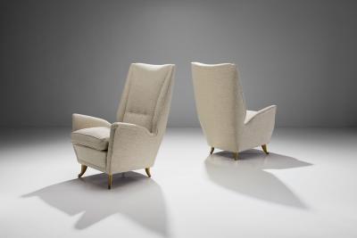 Gio Ponti Pair of Lounge Chairs Attributed to Gio Ponti for ISA Bergamo Italy 1950s