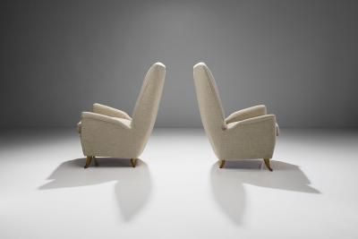 Gio Ponti Pair of Lounge Chairs Attributed to Gio Ponti for ISA Bergamo Italy 1950s