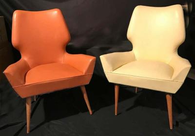 Gio Ponti Pair of Mid Century Modern Gio Ponti Style Chairs 1950s