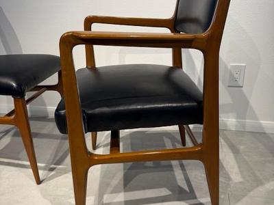 Gio Ponti Set of 12 Italian Modern Walnut Dining Chairs Gio Ponti for Cassina 1953
