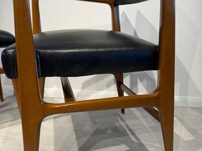 Gio Ponti Set of 12 Italian Modern Walnut Dining Chairs Gio Ponti for Cassina 1953