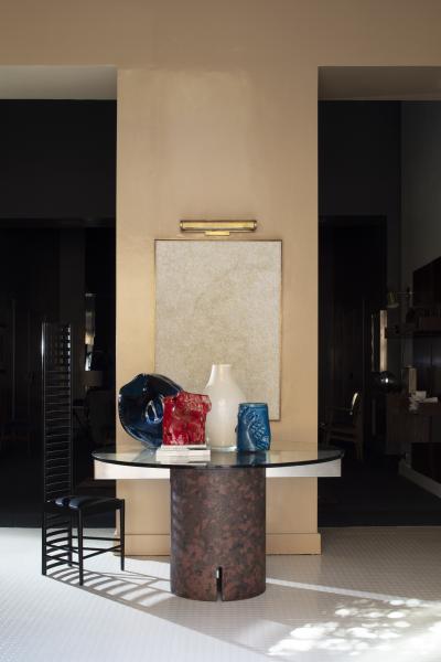 Giovanni Offredi Giovanni Offredi round table in concrete and glass for Saporiti Italy 1970s