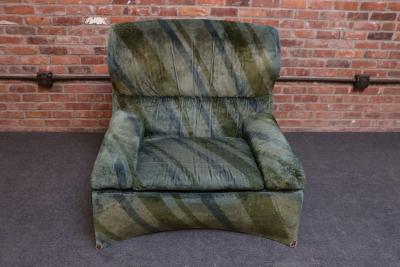 Giovanni Offredi Large Italian Modern Vela Alta Lounge Chair by Giovanni Offredi for Saporiti