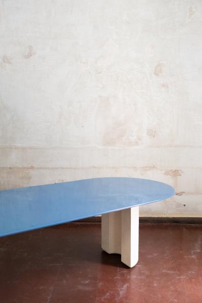 Giovanni Offredi Large table with a lacquered top by Giovanni Offredi for Saporiti Italy 1977