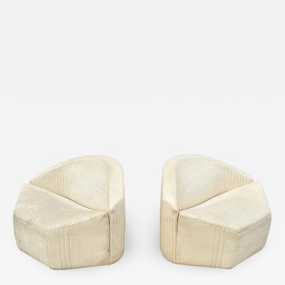 Giovanni Offredi Pair Mid Century Modern White Leather Slipper Lounge Chairs by Giovanni Offredi