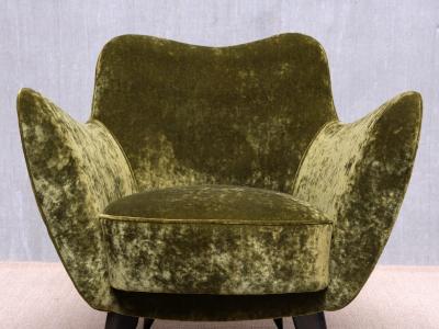 Giulia Veronesi Pair of Giulia Veronesi Perla Armchairs in Green Velvet ISA Bergamo 1950s