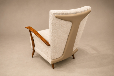 Giuseppe Scapinelli Armchair in Cavi na Wood Leather and Boucl by Giuseppe Scapinelli Brazil