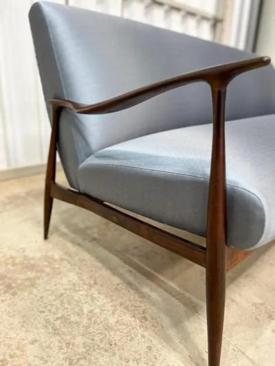 Giuseppe Scapinelli Brazilian Modern Sofa in Hardwood and Blue Fabric by Giuseppe Scapinelli 1950