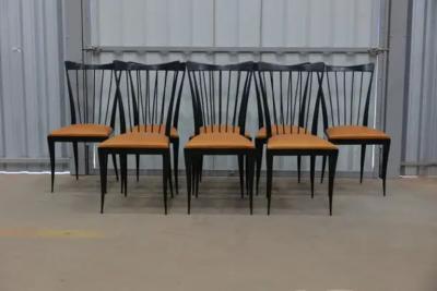 Giuseppe Scapinelli Eight Dining Chair Set in Hardwood beige leather Giuseppe Scapinelli Brazil