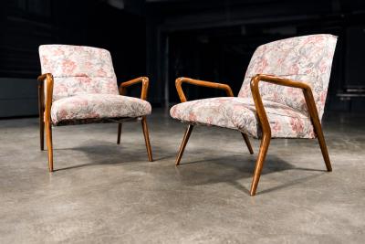 Giuseppe Scapinelli Pair of Brazilian Mid Century Armchairs in Caviuna wood Giuseppe Scapinelli