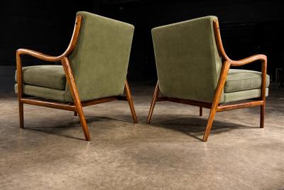 Giuseppe Scapinelli Pair of Sculptural Armchairs by Giuseppe Scapinelli in Cavi na Wood Mohair
