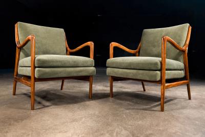 Giuseppe Scapinelli Pair of Sculptural Armchairs by Giuseppe Scapinelli in Cavi na Wood Mohair