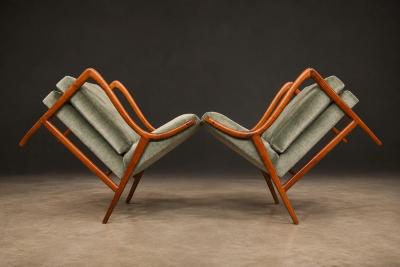 Giuseppe Scapinelli Pair of Sculptural Armchairs by Giuseppe Scapinelli in Cavi na Wood Mohair