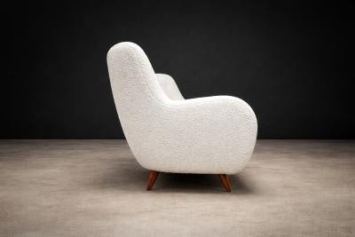 Giuseppe Scapinelli Sofa in Hardwood and Off White Boucl by Giuseppe Scapinelli Brazil 1950s