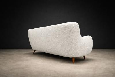 Giuseppe Scapinelli Sofa in Hardwood and Off White Boucl by Giuseppe Scapinelli Brazil 1950s