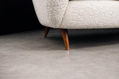 Giuseppe Scapinelli Sofa in Hardwood and Off White Boucl by Giuseppe Scapinelli Brazil 1950s