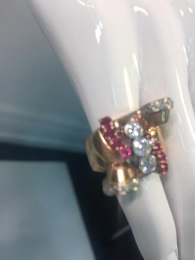 Glamorous 1940s Retro 14 Karat Diamond and Ruby Ring