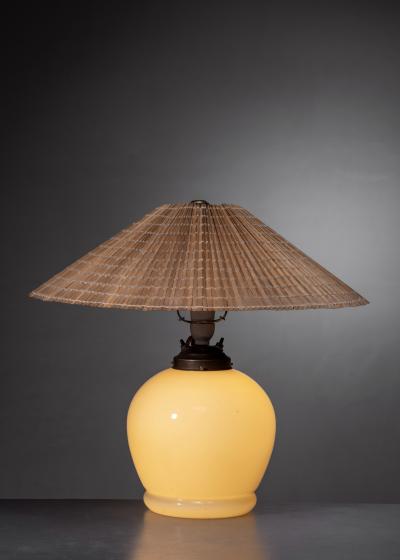 Glass table lamp