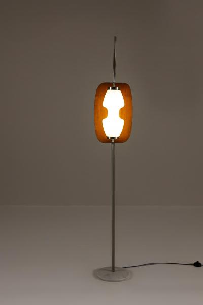 Goffredo Reggiani Floor Lamp in Teak and Marble in the style of Goffredo Reggiani Italy 1970s