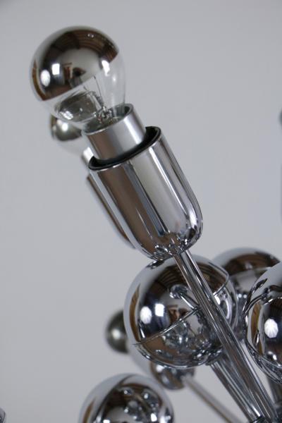 Goffredo Reggiani Italian Space Age Sputnik 20 Lights Chandelier by Reggiani Goffredo 1965s